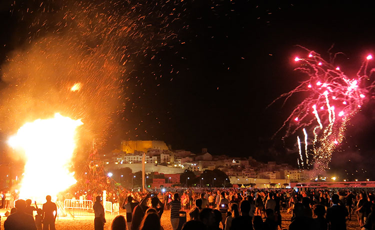 Festes de Sant Joan a la platja, Peníscola.