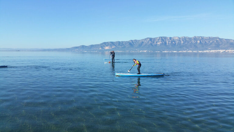 Inspiramar, kayaking and water sports near Peñíscola. Paddleboarding.