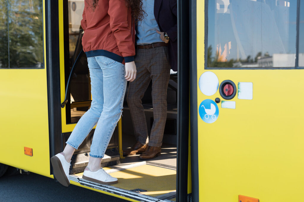 Public transport from Benicarló to Peñíscola. City bus.